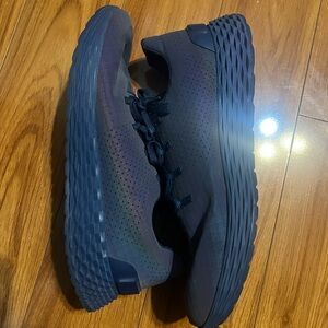 Nobull runners iridescent